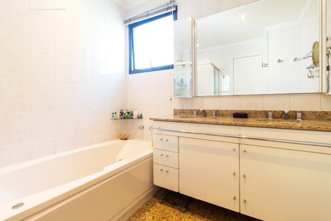 Imagem Apartamento com 3 Quartos à Venda, em Moema Pássaros - São Paulo Imagem Apartamento com 3 Quartos à Venda, em Moema Pássaros - São Paulo