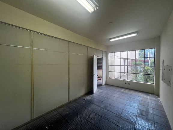 Imagem Casa com 14 Quartos à Venda, 600 m² em Jardim América - São Paulo Imagem Casa com 14 Quartos à Venda, 600 m² em Jardim América - São Paulo