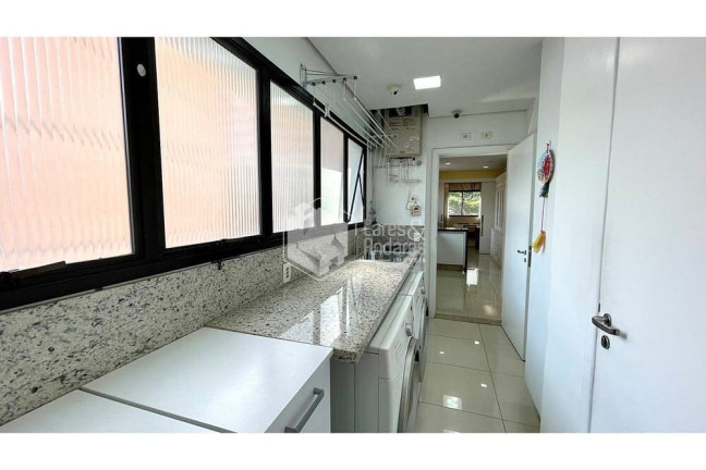 Imagem Apartamento com 3 Quartos à Venda, 240 m² em Campo Belo - São Paulo