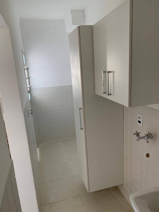 Imagem Imóvel com 3 Quartos à Venda, 1.250.000 m² em São Paulo - Jundiaí Imagem Imóvel com 3 Quartos à Venda, 1.250.000 m² em São Paulo - Jundiaí