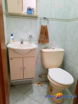 Imagem Casa com 4 Quartos à Venda, 174 m² em Vargem Grande - Teresópolis