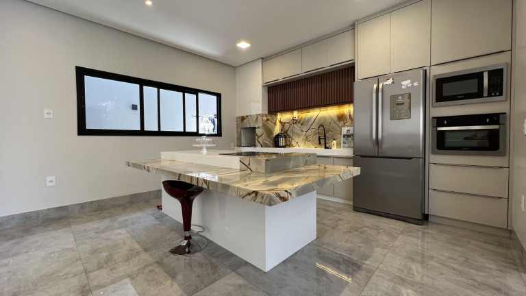 Casa com 3 Quartos à Venda, 187 m² em Eldorado - Patos De Minas