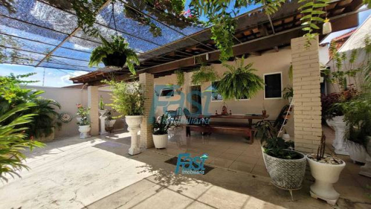 Imagem Casa com 3 Quartos à Venda, 360 m² em Barra Do Pari - Cuiabá