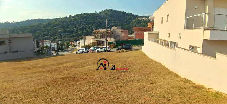 Imagem Terreno à Venda, em Alphaville - Santana De Parnaíba Imagem Terreno à Venda, em Alphaville - Santana De Parnaíba