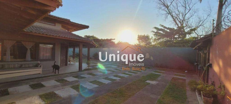 Imagem Casa com 4 Quartos à Venda, 348 m² em Marina - Armação Dos Búzios Imagem Casa com 4 Quartos à Venda, 348 m² em Marina - Armação Dos Búzios