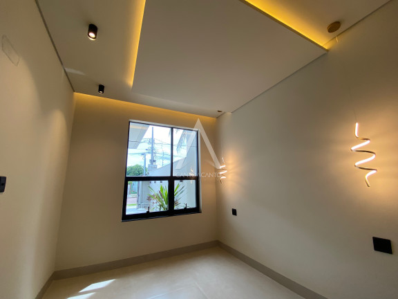 Imagem Casa com 3 Quartos à Venda, 175 m² em Jardim Botânico - Sinop