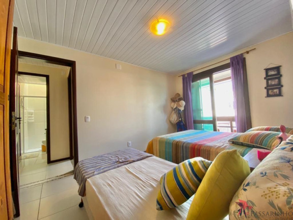 Imagem Casa com 4 Quartos à Venda, 300 m² em Praia Da Cal - Torres Imagem Casa com 4 Quartos à Venda, 300 m² em Praia Da Cal - Torres
