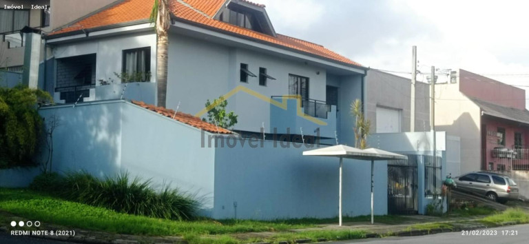 Imagem Casa com 3 Quartos à Venda, 180 m² em Xaxim - Curitiba Imagem Casa com 3 Quartos à Venda, 180 m² em Xaxim - Curitiba