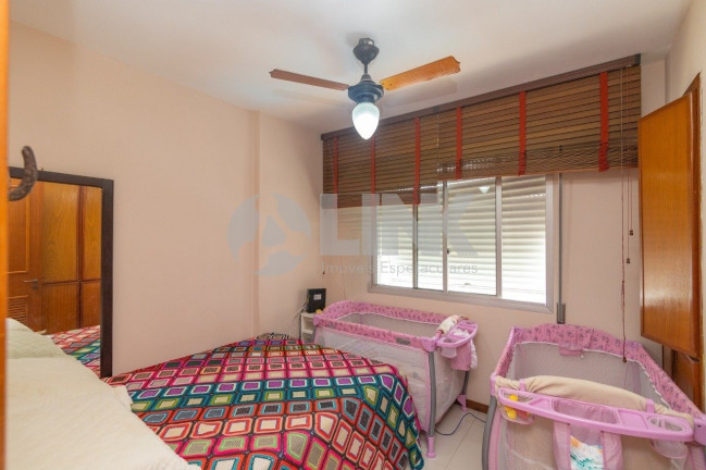 Imagem Imóvel com 3 Quartos à Venda, 218 m² em Auxiliadora - Porto Alegre Imagem Imóvel com 3 Quartos à Venda, 218 m² em Auxiliadora - Porto Alegre