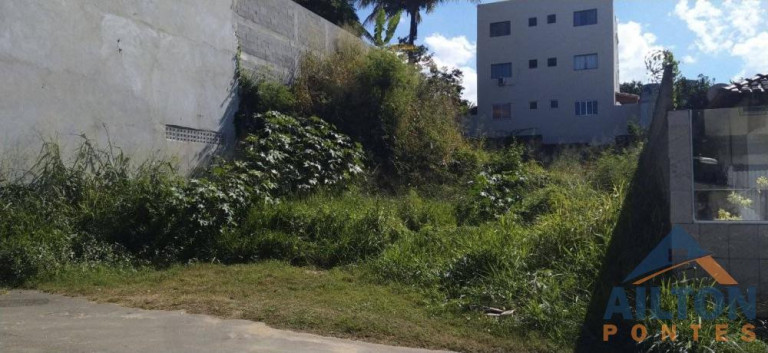 Imóvel à Venda, 360 m² em Itapebussu - Guarapari