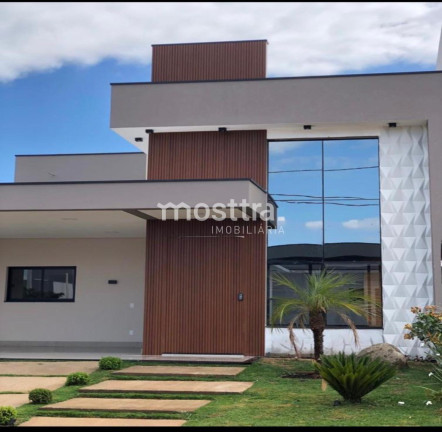 Casa com 3 Quartos à Venda,  em Jardim Panorama - Indaiatuba