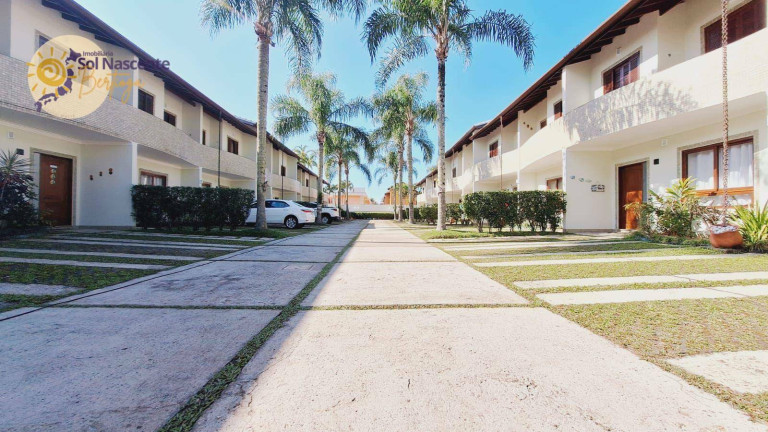 Casa de Vila com 3 Quartos à Venda, 100 m² em Centro - Bertioga