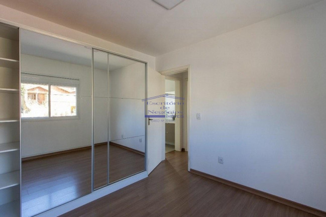 Imagem Casa com 2 Quartos à Venda, 74 m² em Nonoai - Porto Alegre