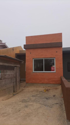 Imagem Casa com 2 Quartos à Venda, 150 m² em Village - Capao Da Canoa
