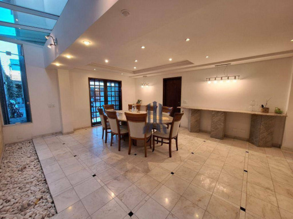 Imagem Casa com 4 Quartos para Alugar, 371 m² em Jardim Das Américas - Curitiba Imagem Casa com 4 Quartos para Alugar, 371 m² em Jardim Das Américas - Curitiba