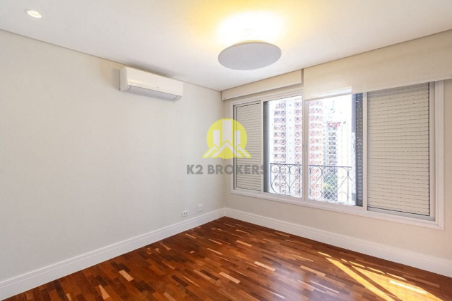 Imagem Apartamento com 3 Quartos à Venda, 128 m² em Vila Nova Conceição - São Paulo Imagem Apartamento com 3 Quartos à Venda, 128 m² em Vila Nova Conceição - São Paulo