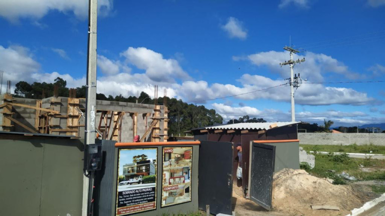 Imagem Sobrado com 4 Quartos à Venda, 80 m² em Nova Guarani - Capao Da Canoa