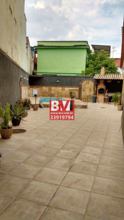 Imagem Casa com 5 Quartos à Venda, 240 m² em Irajá - Rio De Janeiro Imagem Casa com 5 Quartos à Venda, 240 m² em Irajá - Rio De Janeiro
