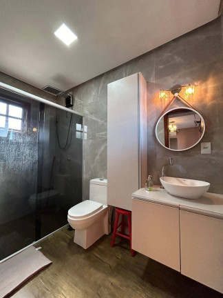 Imagem Casa com 3 Quartos à Venda, 275 m² em Porto Verde - Alvorada