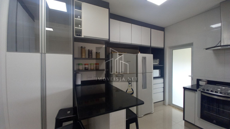 Imagem Casa com 3 Quartos à Venda, 210 m² em Alphaville - Santana De Parnaíba