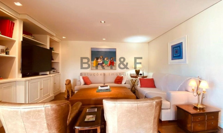 Imagem Apartamento com 3 Quartos à Venda, 247 m² em Real Parque - São Paulo Imagem Apartamento com 3 Quartos à Venda, 247 m² em Real Parque - São Paulo