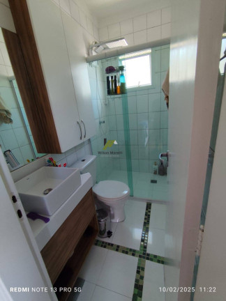 Imagem Casa de Condomínio com 3 Quartos à Venda, 91 m²