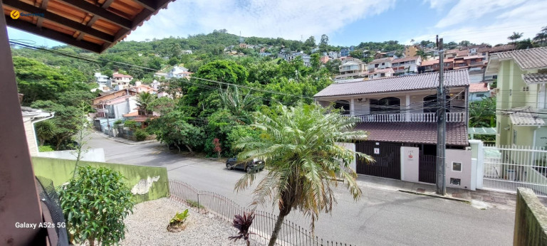 Imagem Casa com 3 Quartos à Venda, 360 m² em Pantanal - Florianópolis