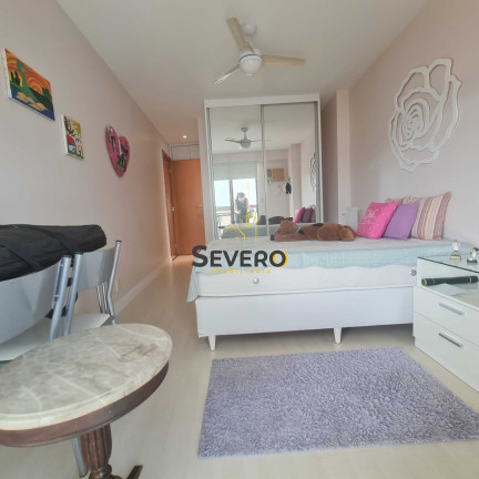 Imagem Apartamento com 4 Quartos à Venda, 185 m² em Icaraí - Niterói