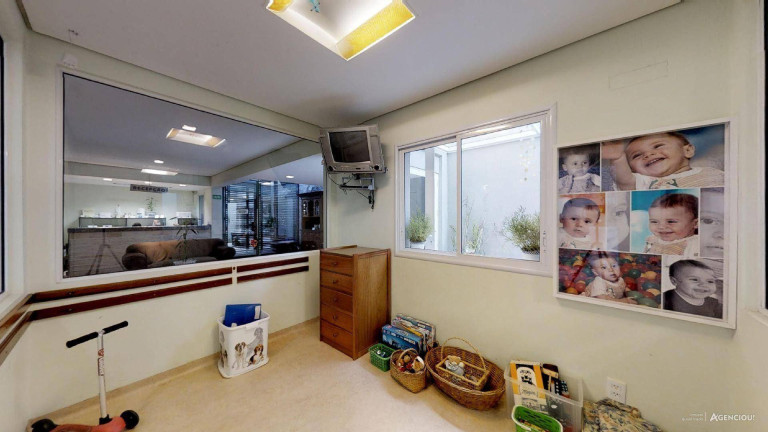 Imagem Casa com 10 Quartos à Venda, 374 m² em Indianópolis - São Paulo