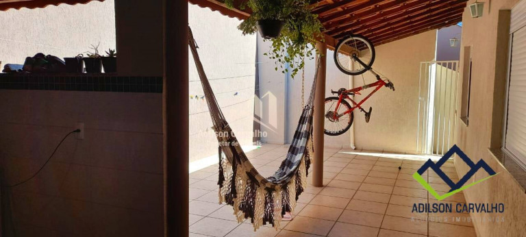 Imagem Casa com 3 Quartos à Venda, 300 m² em Jardim Do Lago - Jundiaí