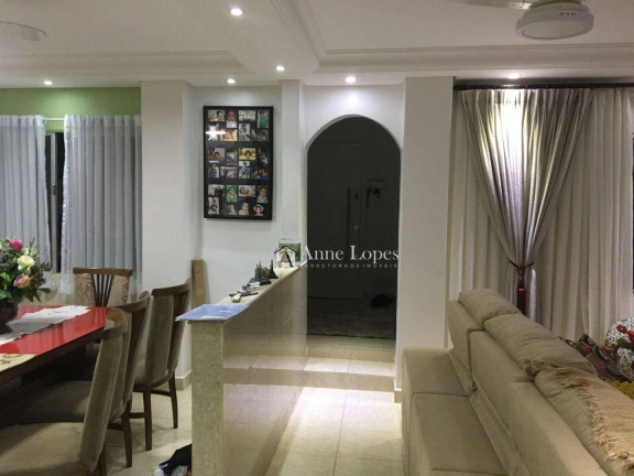 Apartamento com 2 Quartos à Venda, 90 m² em Centro - São Vicente