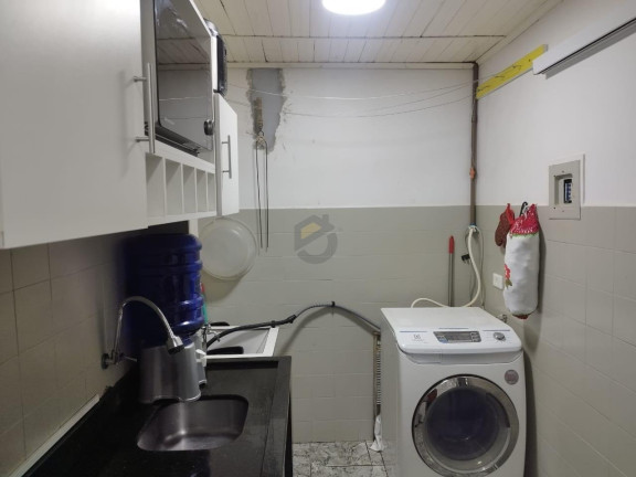 Imagem Apartamento com 3 Quartos à Venda, 42 m² em Santa Cândida - Curitiba