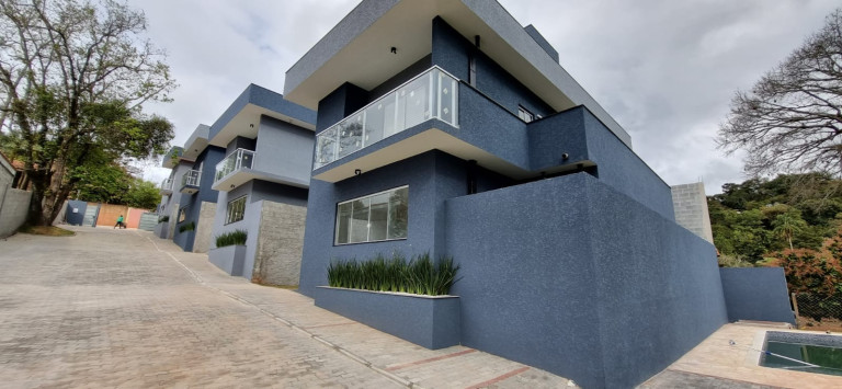 Imagem Casa com 3 Quartos à Venda, 98 m² em Jardim Estância Brasil - Atibaia Imagem Casa com 3 Quartos à Venda, 98 m² em Jardim Estância Brasil - Atibaia