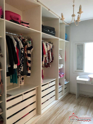 Imagem Casa com 5 Quartos à Venda, 237 m² em Jardim América - Jacareí Imagem Casa com 5 Quartos à Venda, 237 m² em Jardim América - Jacareí