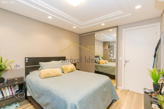 Imagem Casa com 4 Quartos à Venda, 200 m² em Jardim Das Américas - Curitiba Imagem Casa com 4 Quartos à Venda, 200 m² em Jardim Das Américas - Curitiba