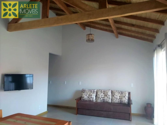Imagem Casa com 2 Quartos para Alugar ou Temporada, 45 m² em Mariscal - Bombinhas Imagem Casa com 2 Quartos para Alugar ou Temporada, 45 m² em Mariscal - Bombinhas