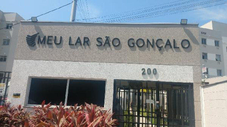 Apartamento com 2 Quartos à Venda, 43 m² em Sao Goncalo