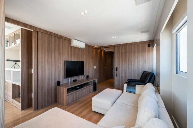 Imagem Cobertura à Venda, 253 m² em Centro - Balneário Camboriú Imagem Cobertura à Venda, 253 m² em Centro - Balneário Camboriú