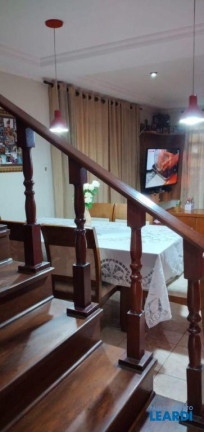Imagem Sobrado com 3 Quartos à Venda, 220 m² em Parque Gerassi - Santo André