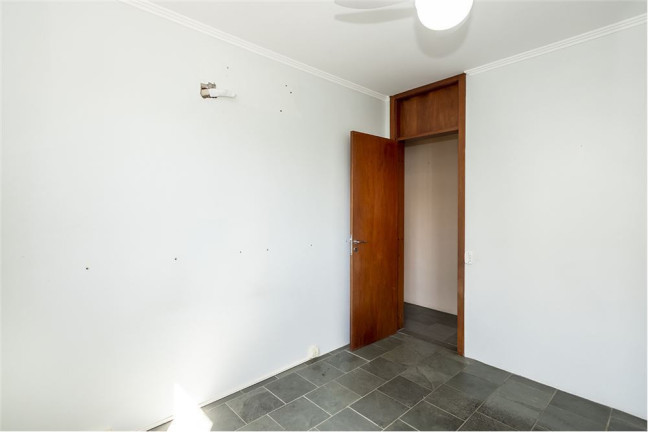 Imagem Imóvel com 3 Quartos à Venda, em Chácara Das Pedras - Porto Alegre Imagem Imóvel com 3 Quartos à Venda, em Chácara Das Pedras - Porto Alegre