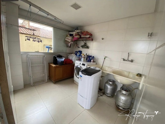 Imagem Casa de Condomínio com 3 Quartos à Venda, 273 m² em Fazenda Petrópolis - Residencial Monte Verde - Goiânia