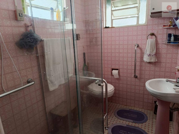 Imagem Casa com 4 Quartos à Venda, 200 m²