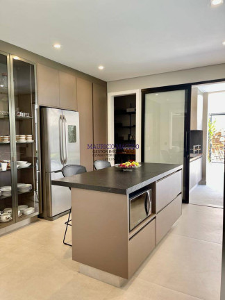 Imagem Casa com 4 Quartos à Venda, 575 m² em Alphaville Residencial Um - Barueri Imagem Casa com 4 Quartos à Venda, 575 m² em Alphaville Residencial Um - Barueri