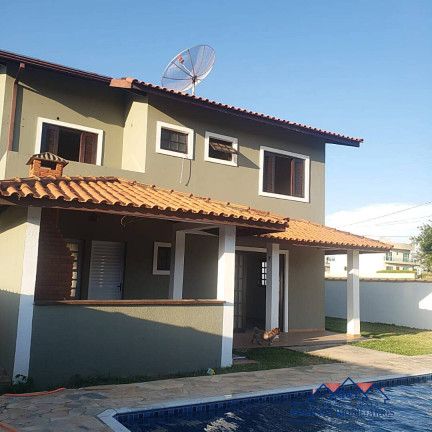 Imagem Casa de Condomínio com 3 Quartos à Venda, 452 m² em Porangaba