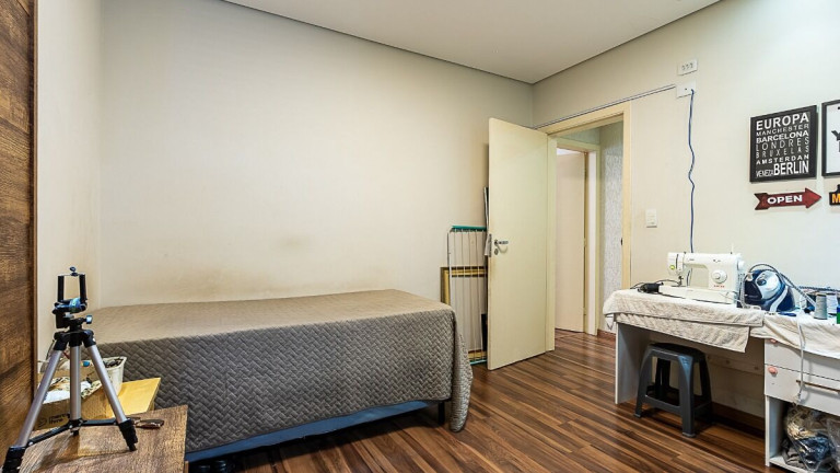 Imagem Casa com 4 Quartos à Venda, 300 m² em Cambuci - São Paulo Imagem Casa com 4 Quartos à Venda, 300 m² em Cambuci - São Paulo