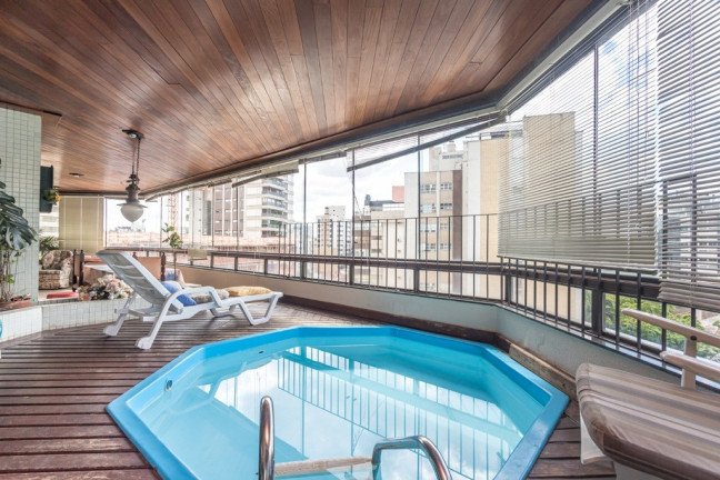 Imagem Apartamento com 4 Quartos à Venda, 352 m² em Moinhos De Vento - Porto Alegre Imagem Apartamento com 4 Quartos à Venda, 352 m² em Moinhos De Vento - Porto Alegre