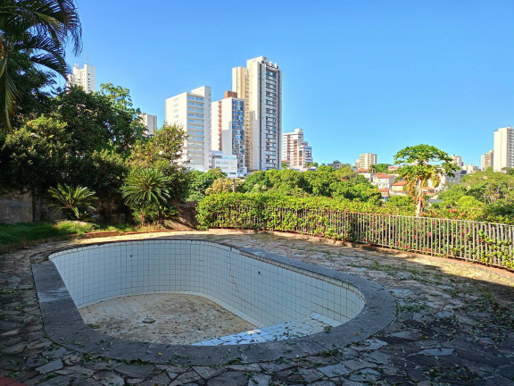 Imagem Sobrado com 5 Quartos à Venda, 1.490 m² em Quilombo - Cuiabá