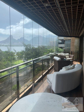 Imagem Apartamento com 3 Quartos à Venda, 227 m² em Lagoa - Rio De Janeiro Imagem Apartamento com 3 Quartos à Venda, 227 m² em Lagoa - Rio De Janeiro
