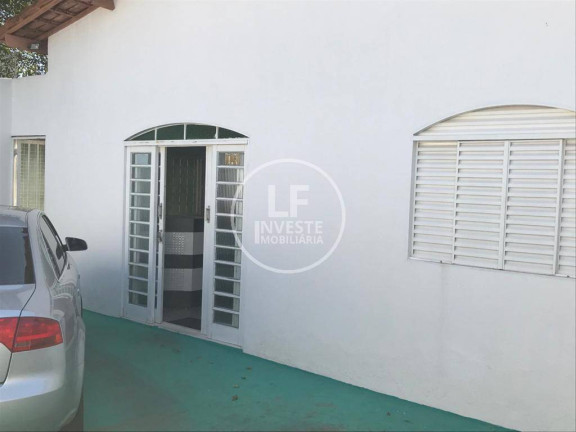 Casa com 3 Quartos à Venda, 310 m² em Setor Garavelo - Aparecida De Goiânia