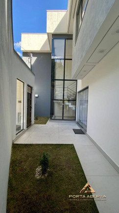 Imagem Casa com 4 Quartos para Alugar, 160 m² em Bom Retiro - Ipatinga